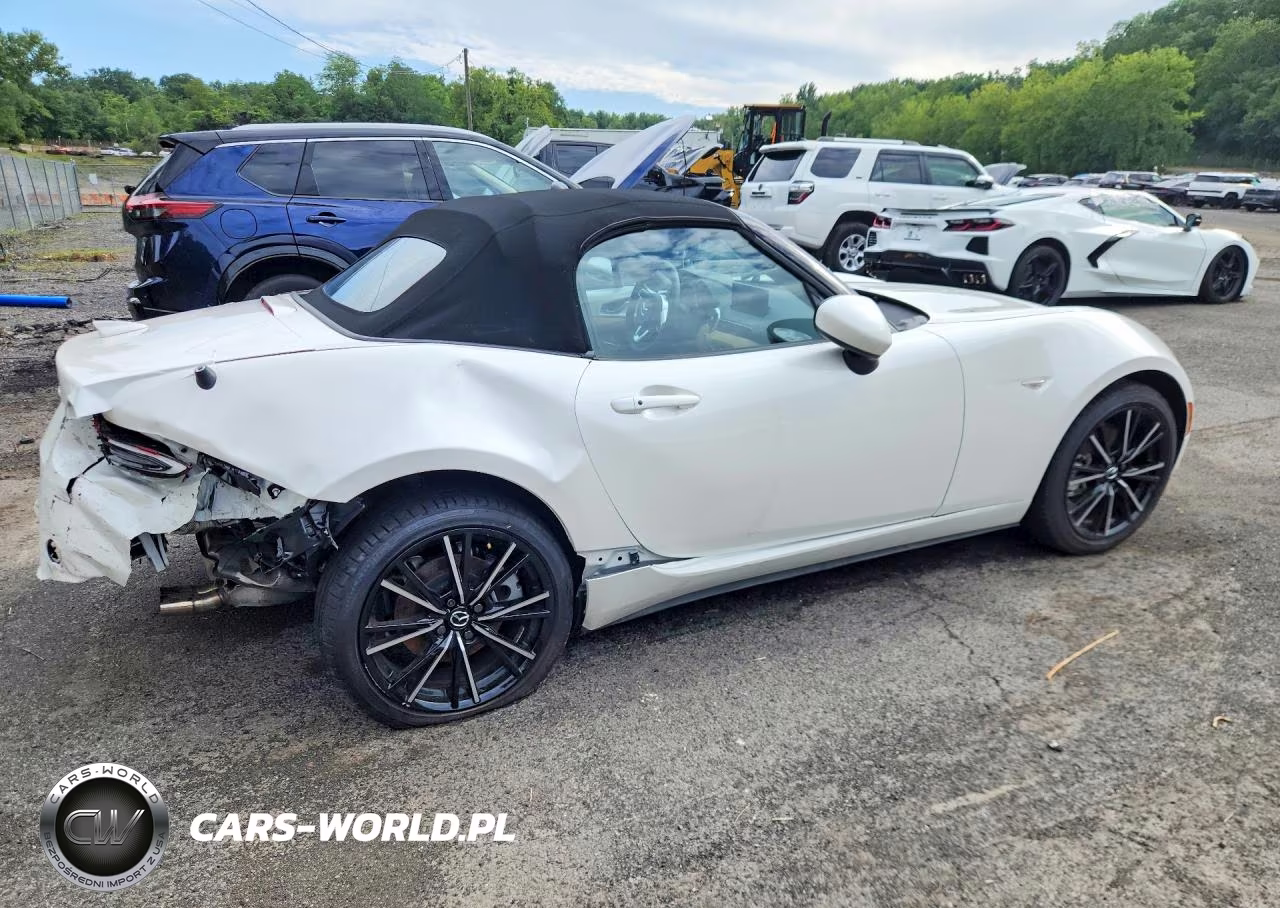 2026 Mazda Mx-5 Miata Grand Touring VIN:JM1NDAD71T0702663 - 3