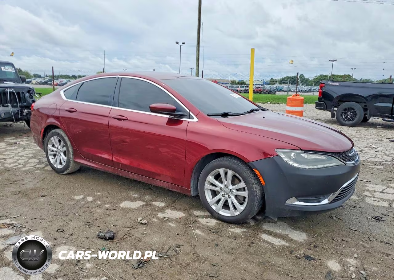 2015 Chrysler 200 Limited VIN:1C3CCCAB9FN555101 - 4