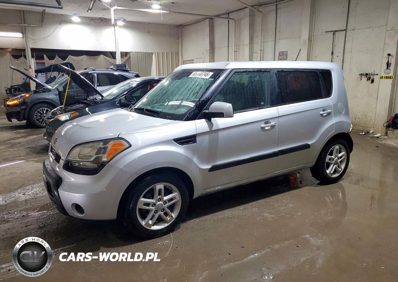 2011 Kia Soul +