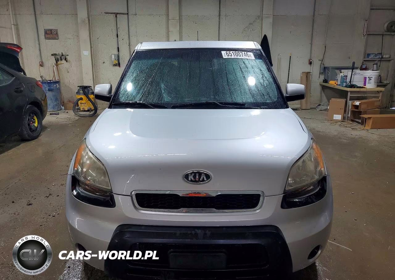2011 Kia Soul + VIN:KNDJT2A28B7717019 - 5