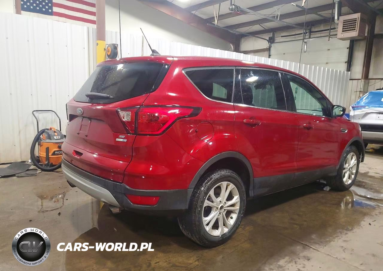 2019 Ford Escape Se VIN:1FMCU9GD4KUA37896 - 3