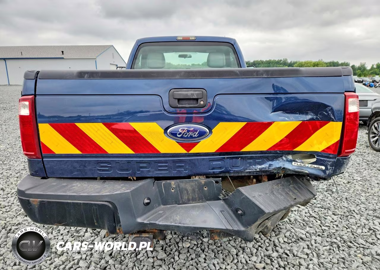 2015 Ford F250 Super Duty VIN:1FTBF2B62FEC72355 - 6