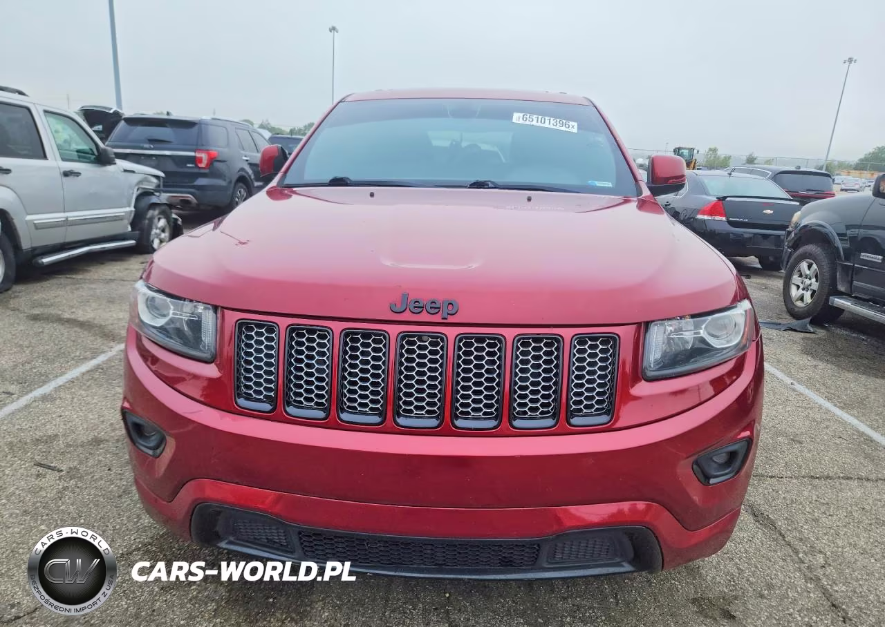 2015 Jeep Grand Cherokee Laredo VIN:1C4RJFAG2FC631214 - 5