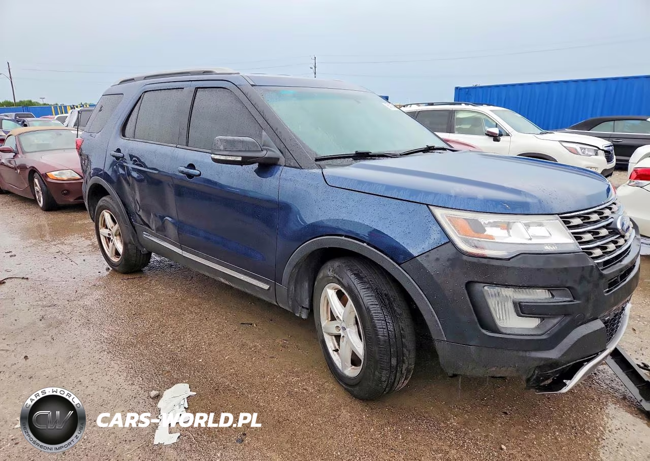 2016 Ford Explorer Xlt VIN:1FM5K8D85GGB16824 - 4