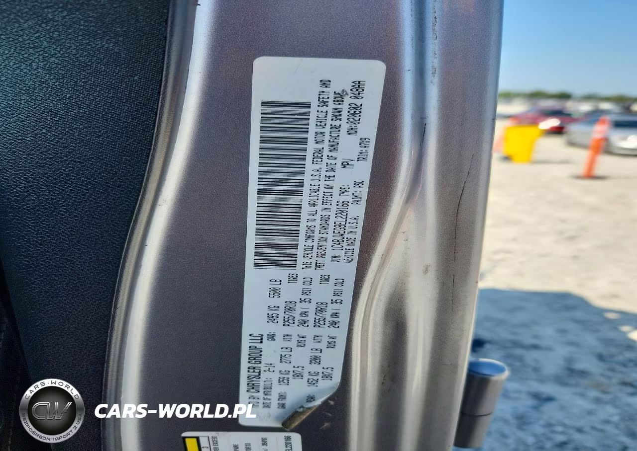 2014 Jeep Wrangler Unlimited Sahara VIN:1C4BJWEG8EL220166 - 13