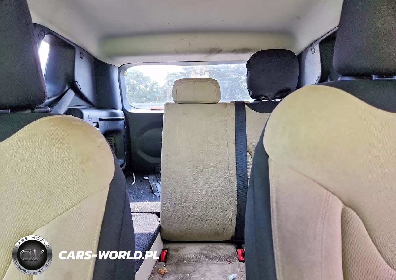 2017 Jeep Renegade Sport VIN:ZACCJBAB9HPG35178 - 10