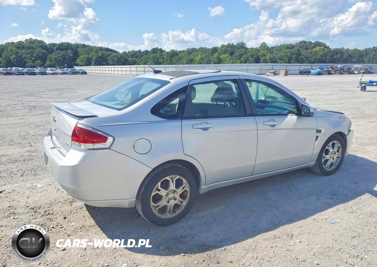 2008 Ford Focus Se VIN:1FAHP35N98W171610 - 3