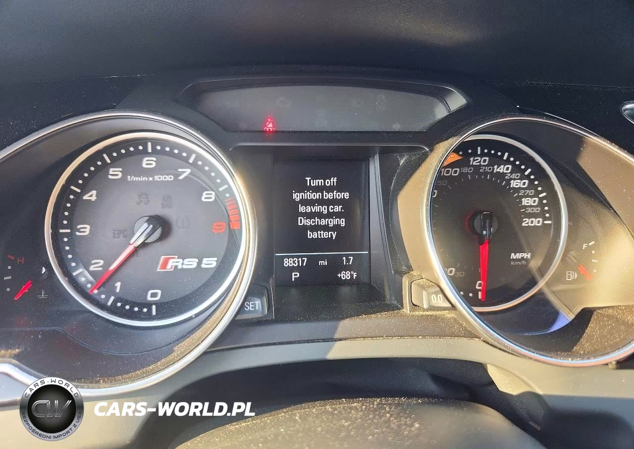 2013 Audi Rs5 VIN:WUAC6AFR2DA903132 - 9