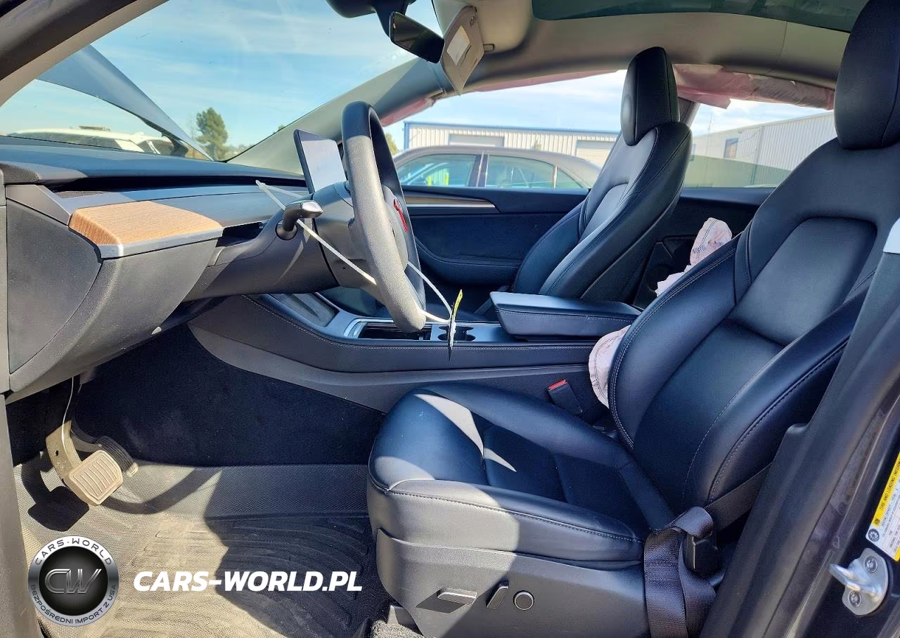 2023 Tesla Model Y VIN:7SAYGDEE1PF896737 - 7