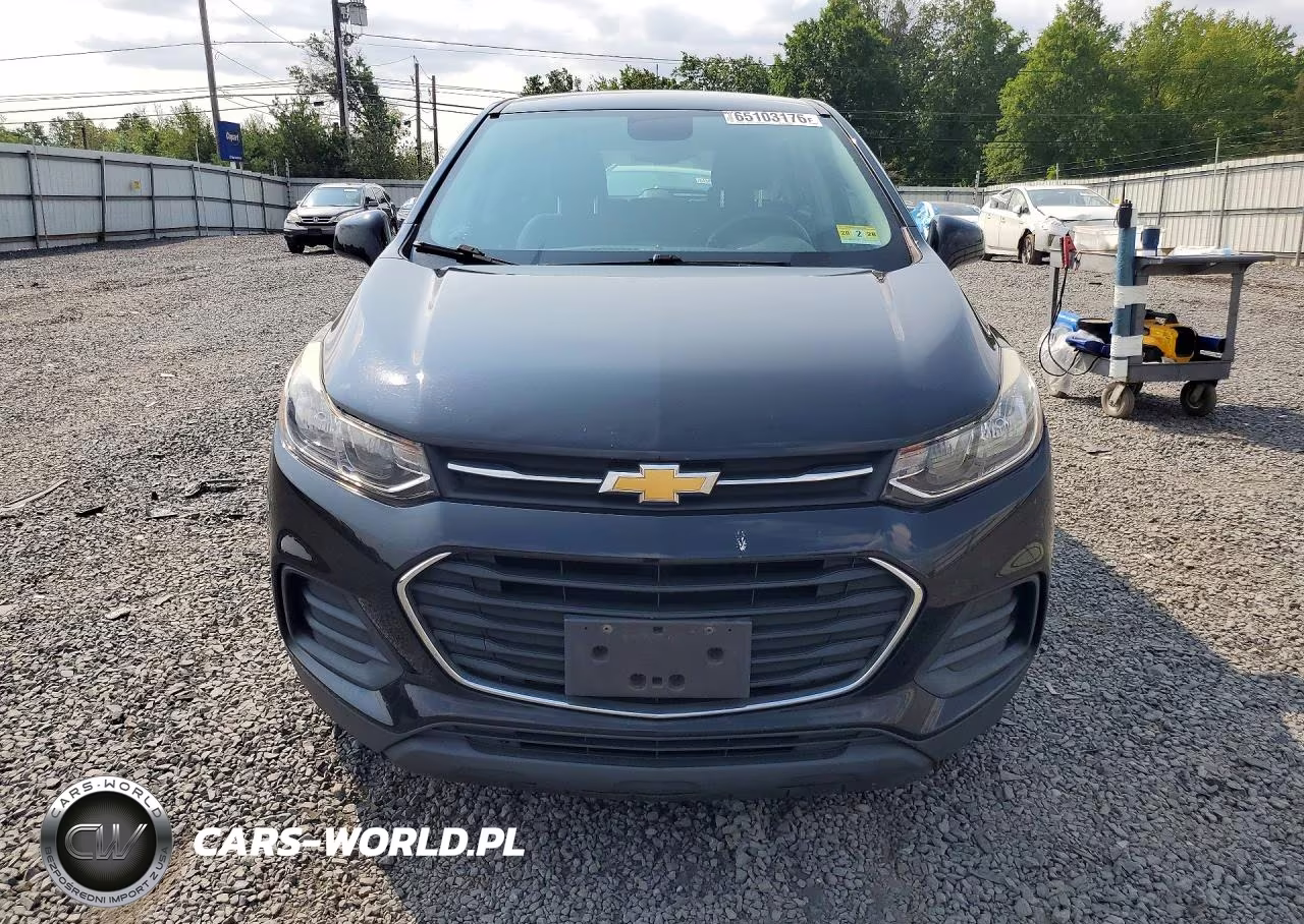 2017 Chevrolet Trax Ls VIN:3GNCJKSB7HL207690 - 5