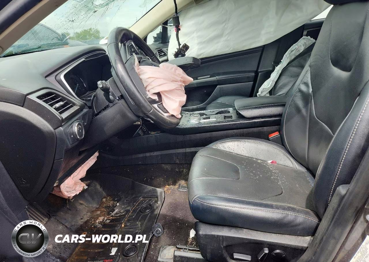 2020 Ford Fusion Titanium VIN:3FA6P0D97LR136831 - 7