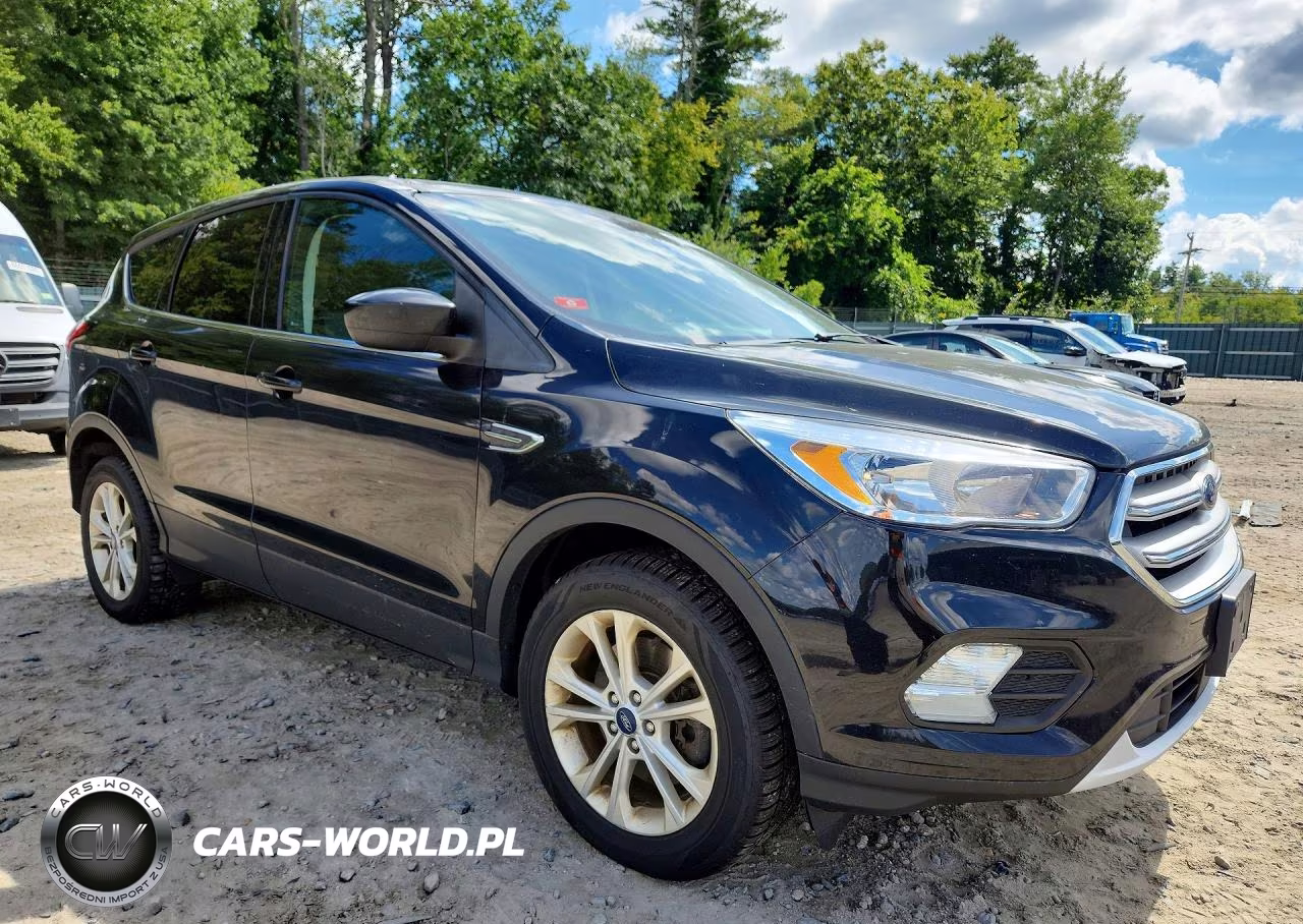 2019 Ford Escape Se VIN:1FMCU9GD0KUB83888 - 4