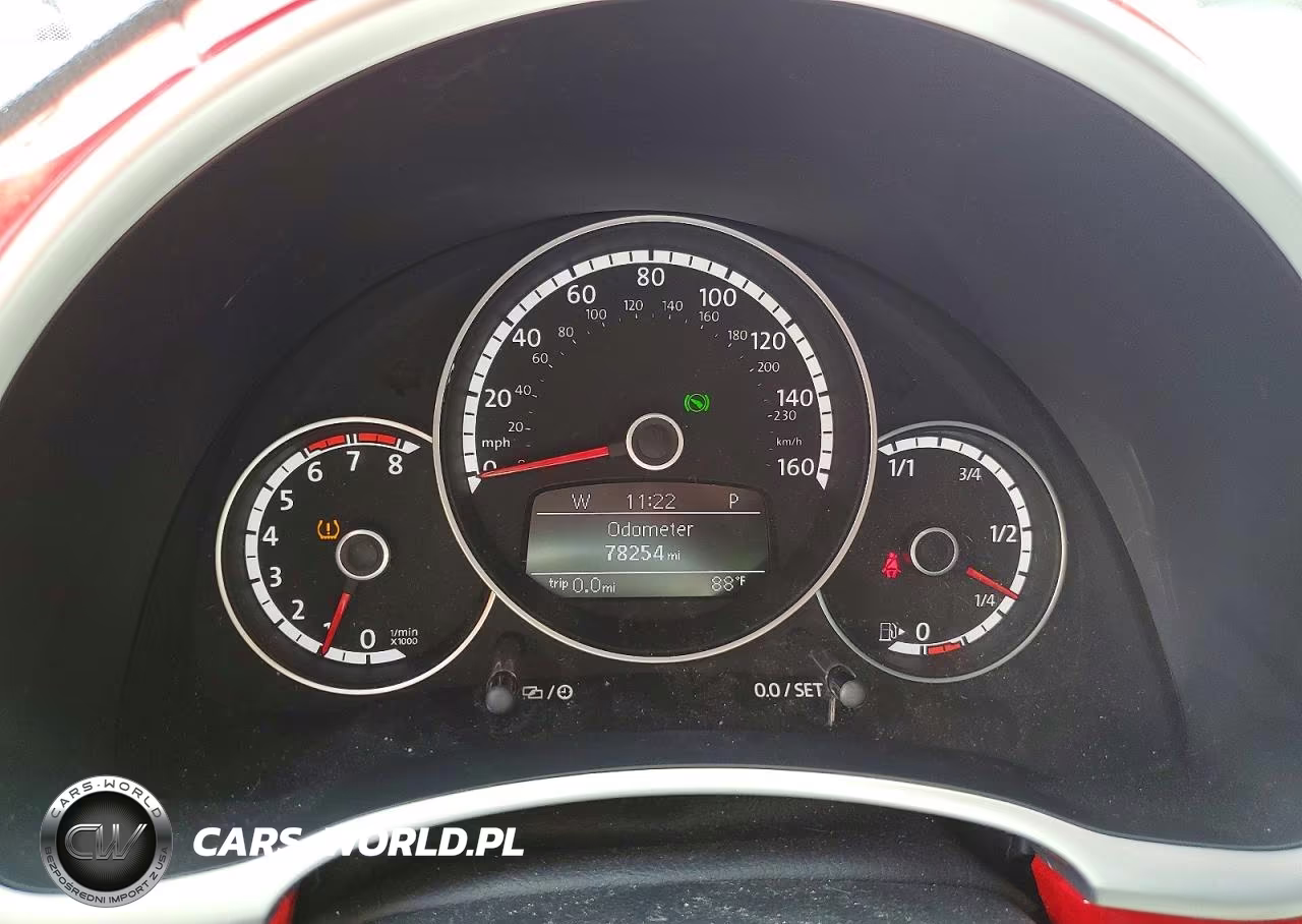 2016 Volkswagen Beetle S-Se VIN:3VW517AT7GM804207 - 9