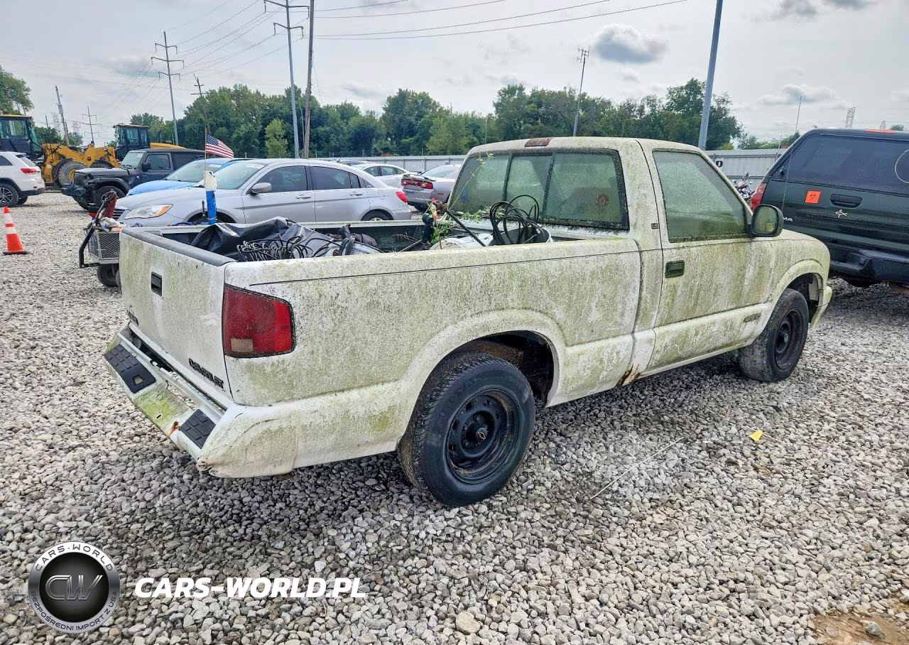 1997 Chevrolet S Truck S10 VIN:1GCCS14X3VK100058 - 3