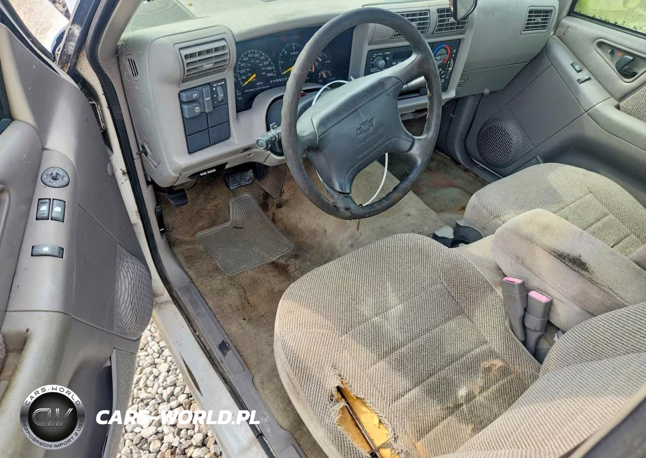 1997 Chevrolet S Truck S10 VIN:1GCCS14X3VK100058 - 8