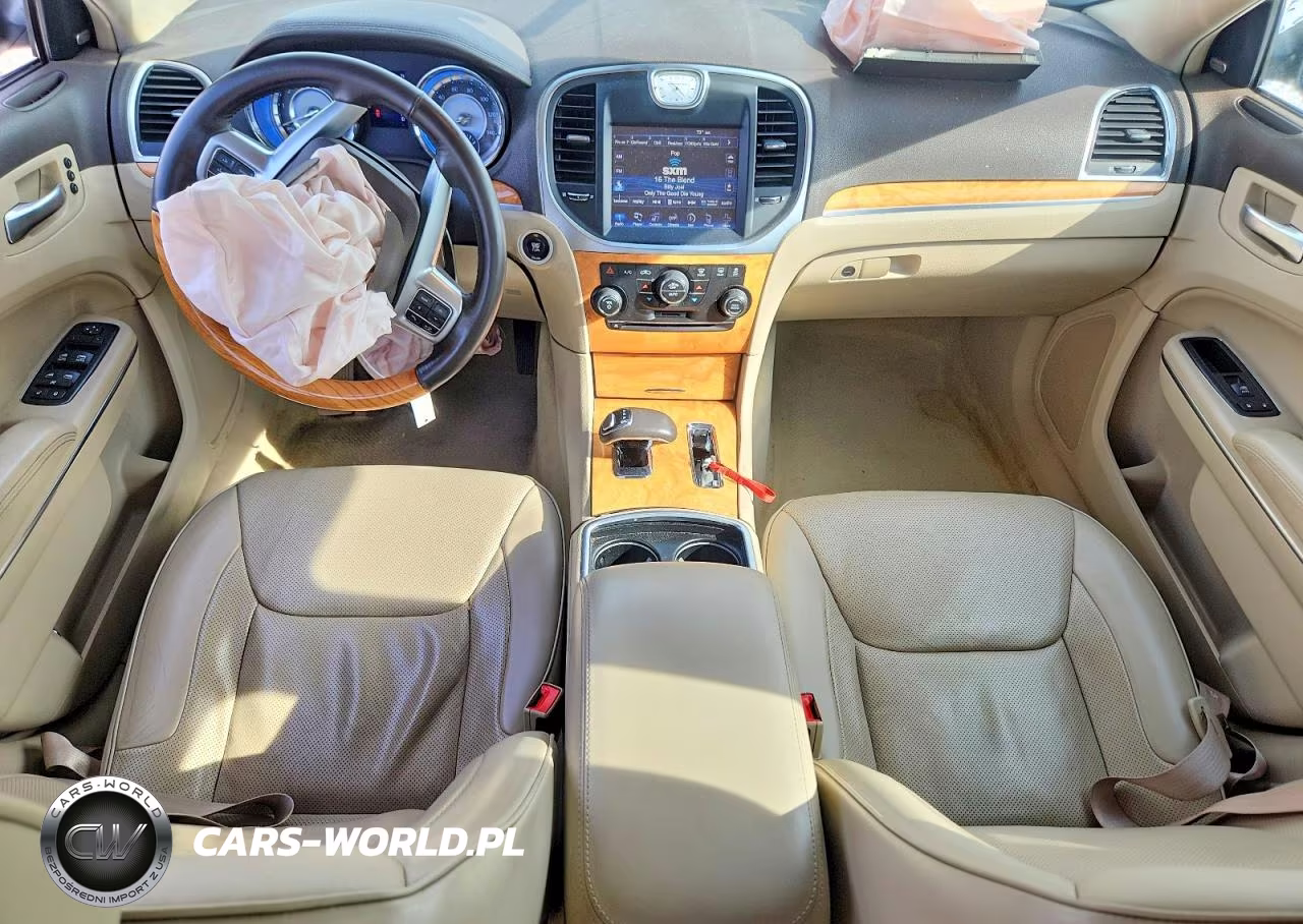 2014 Chrysler 300C VIN:2C3CCAEG3EH379048 - 8