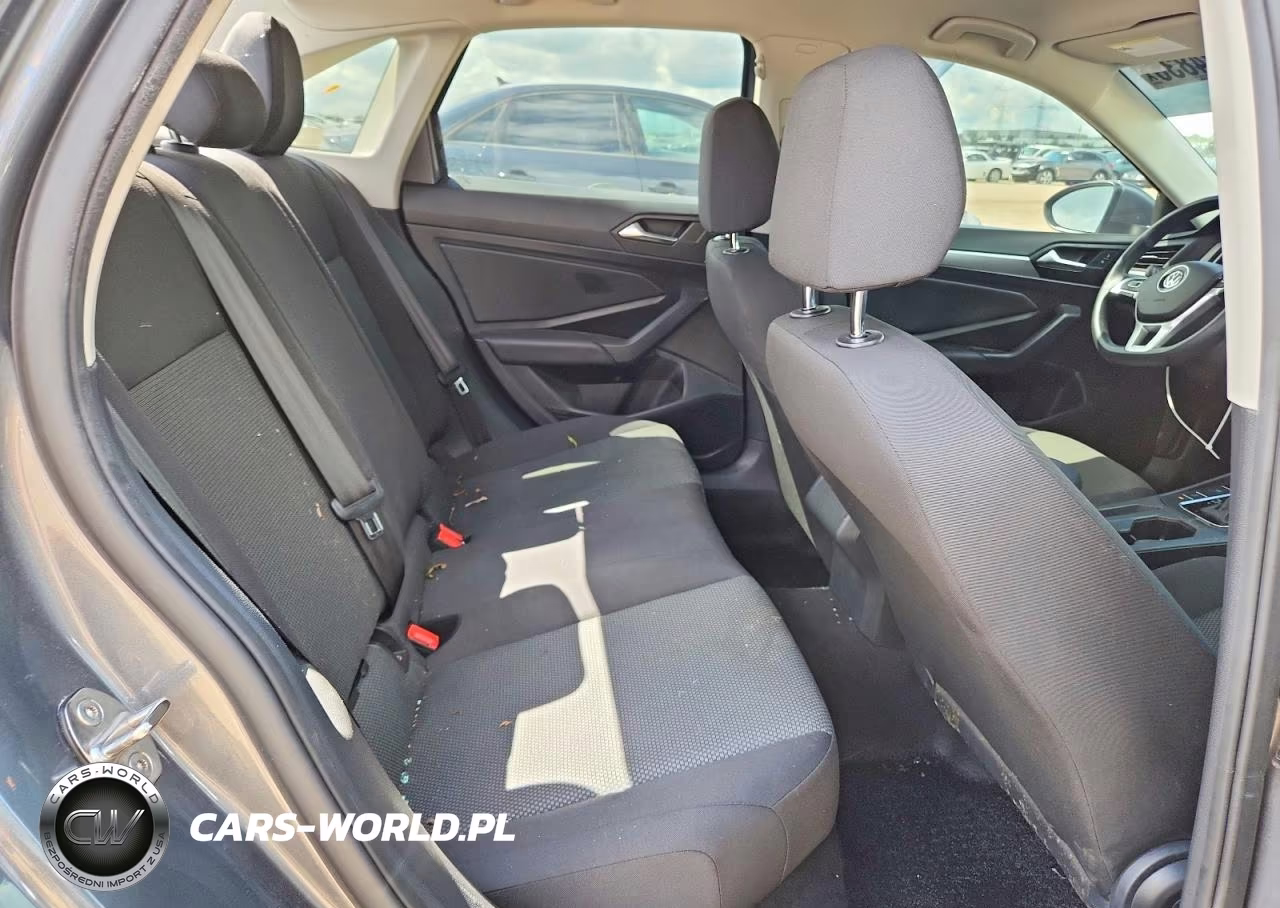 2019 Volkswagen Jetta S VIN:3VWC57BUXKM269000 - 10