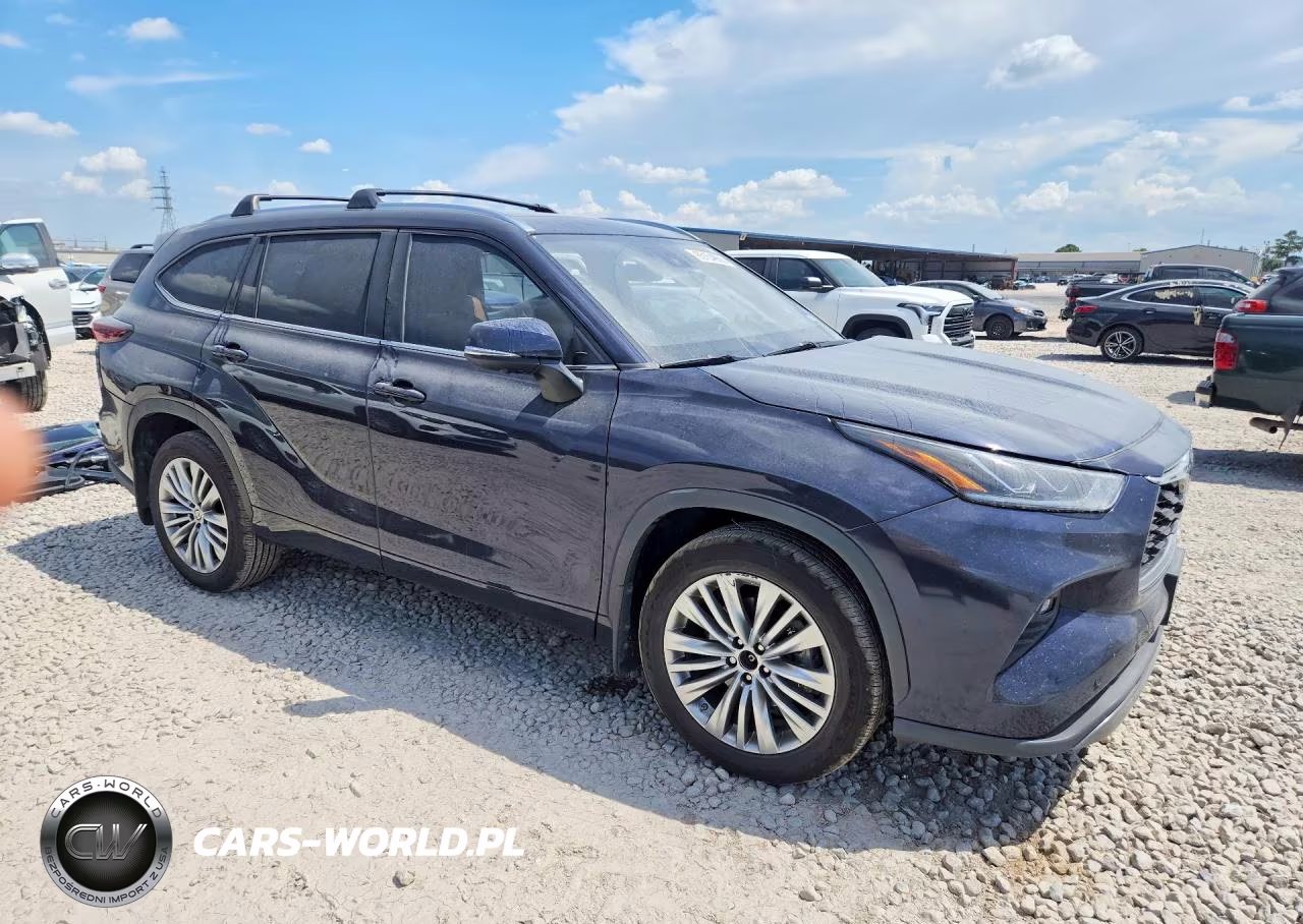 2024 Toyota Highlander Platinum VIN:5TDKDRAH8RS544052 - 4