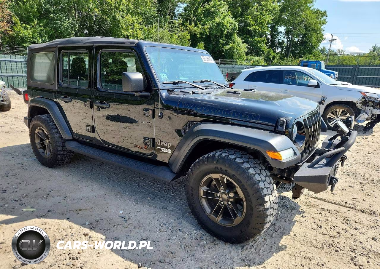 2018 Jeep Wrangler Unlimited Sport VIN:1C4HJXDG3JW152997 - 4
