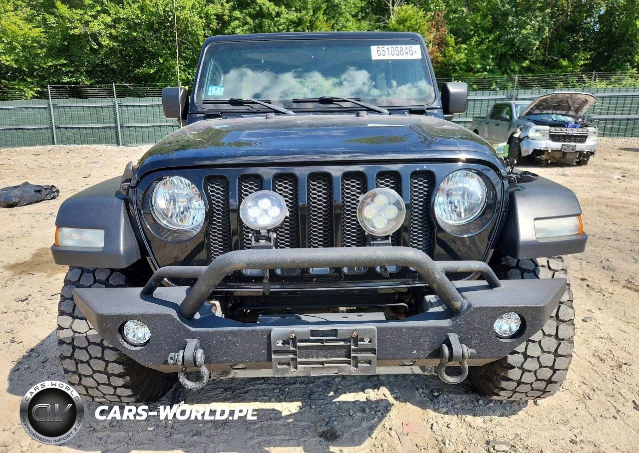 2018 Jeep Wrangler Unlimited Sport VIN:1C4HJXDG3JW152997 - 5