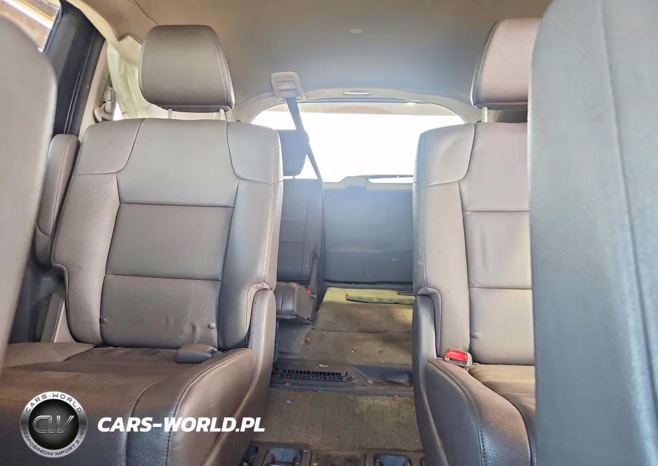 2016 Honda Odyssey Touring VIN:5FNRL5H91GB041649 - 10