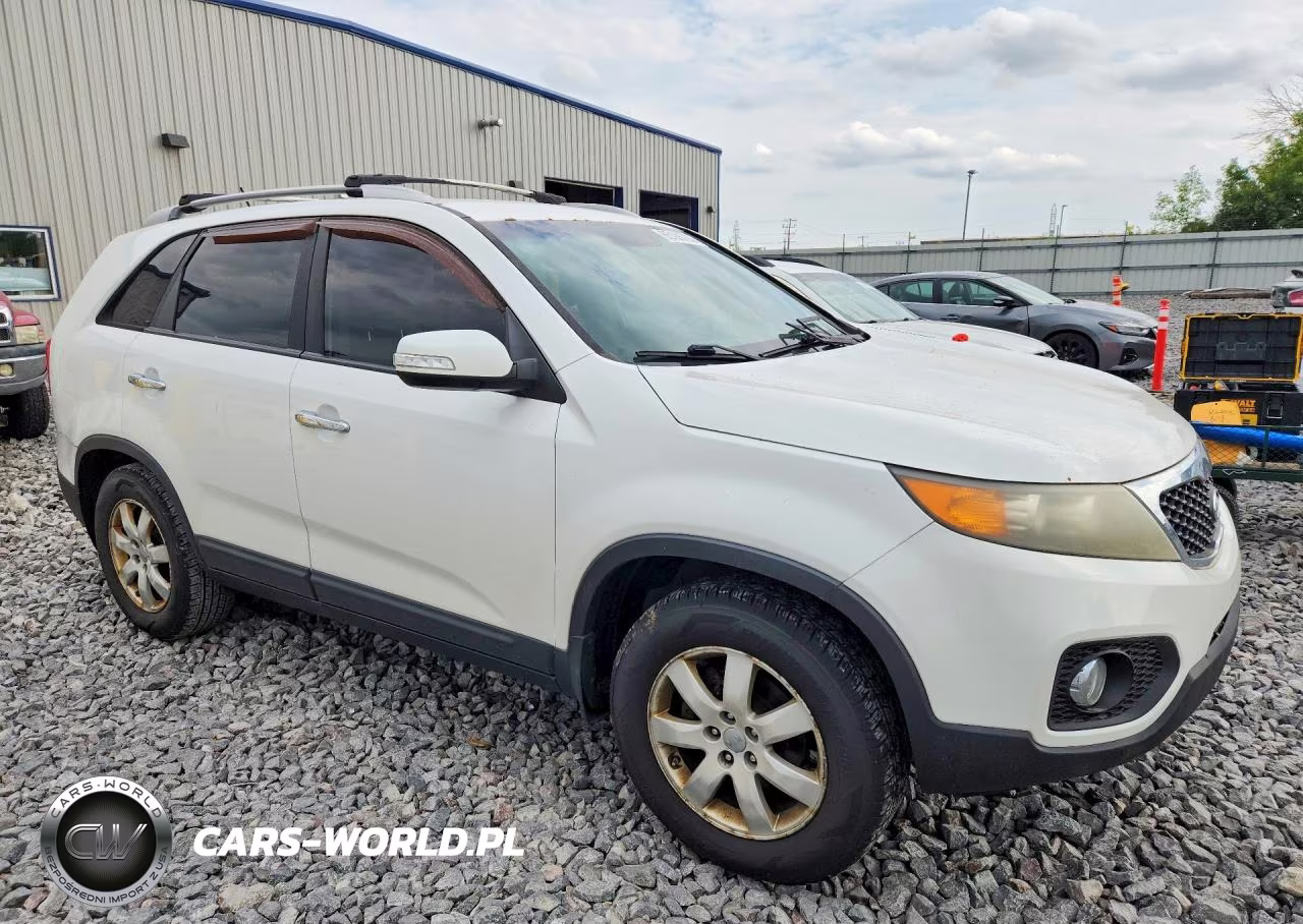 2012 Kia Sorento Lx VIN:5XYKT3A63CG230165 - 4