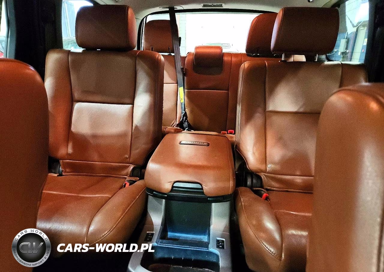 2012 Toyota Sequoia Platinum VIN:5TDDW5G12CS059404 - 10
