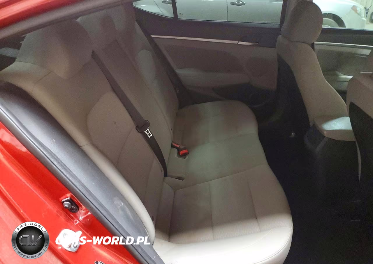 2020 Hyundai Elantra Sel VIN:5NPD84LF6LH571162 - 10
