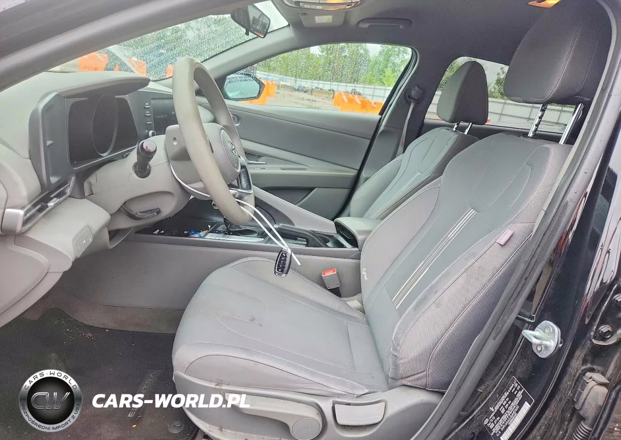 2021 Hyundai Elantra Sel VIN:5NPLM4AG3MH021650 - 7