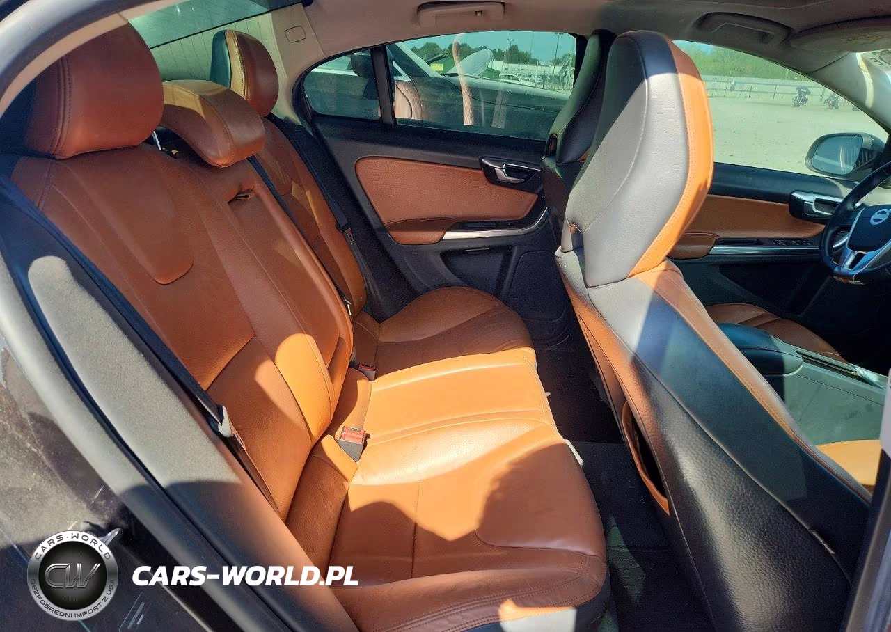 2013 Volvo S60 T5 VIN:YV1612FS5D1222250 - 10