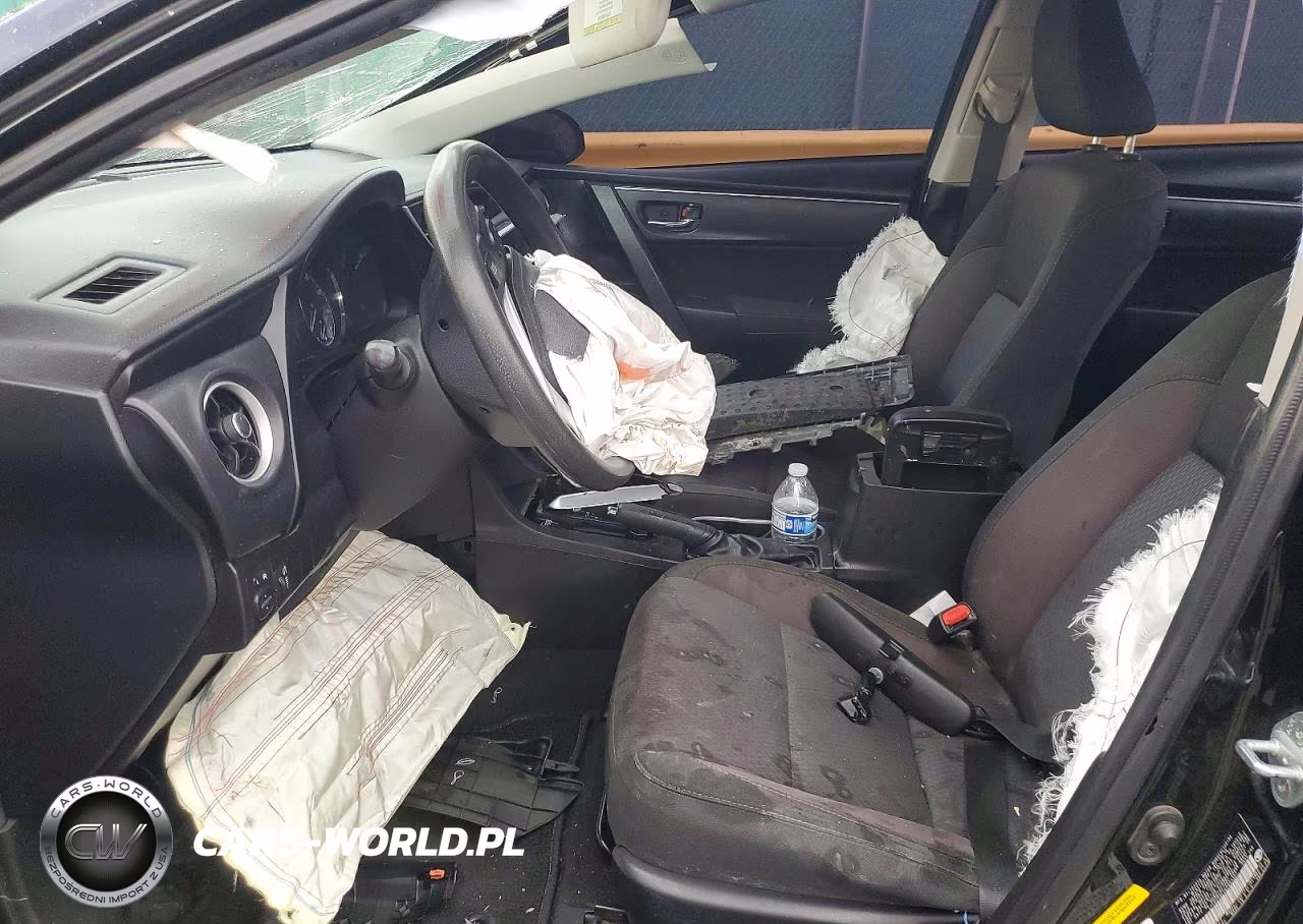 2019 Toyota Corolla Le VIN:5YFBURHEXKP893367 - 7