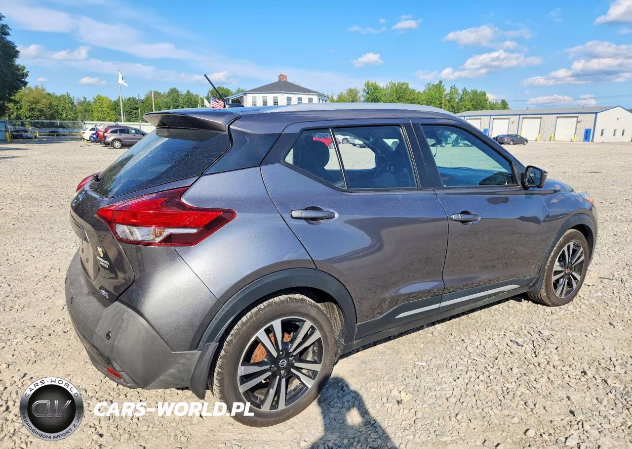 2020 Nissan Kicks Sr VIN:3N1CP5DV7LL541147 - 3