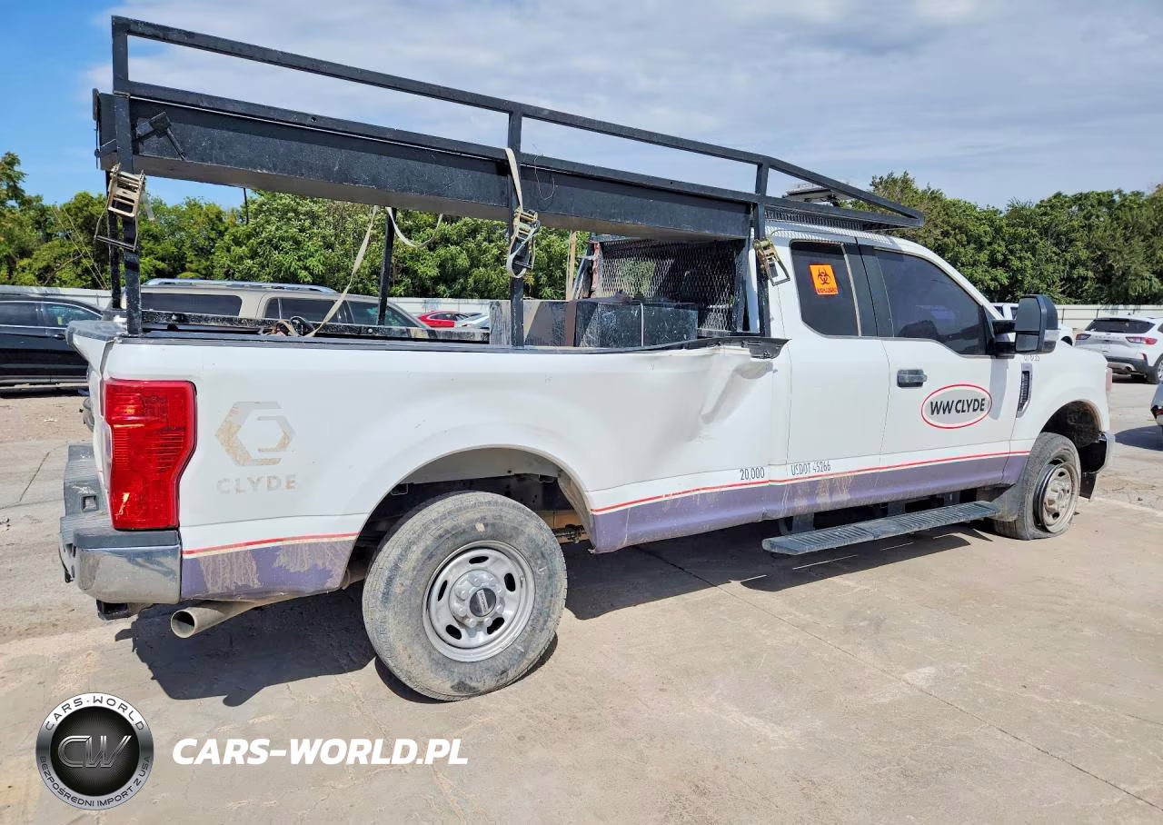 2022 Ford F250 Super Duty VIN:1FT7X2B60NEF33807 - 3