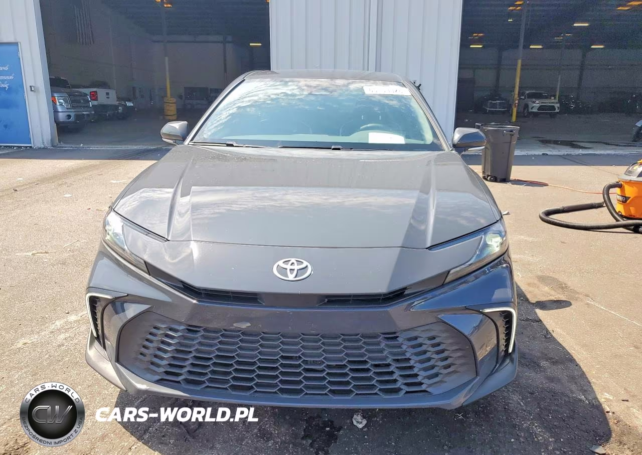 2025 Toyota Camry Se VIN:4T1DAACK1SU550879 - 5