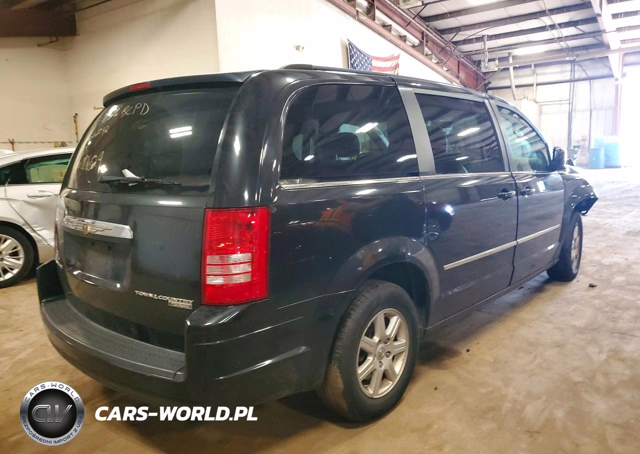 2010 Chrysler Town & Country Touring VIN:2A4RR5D12AR309175 - 3