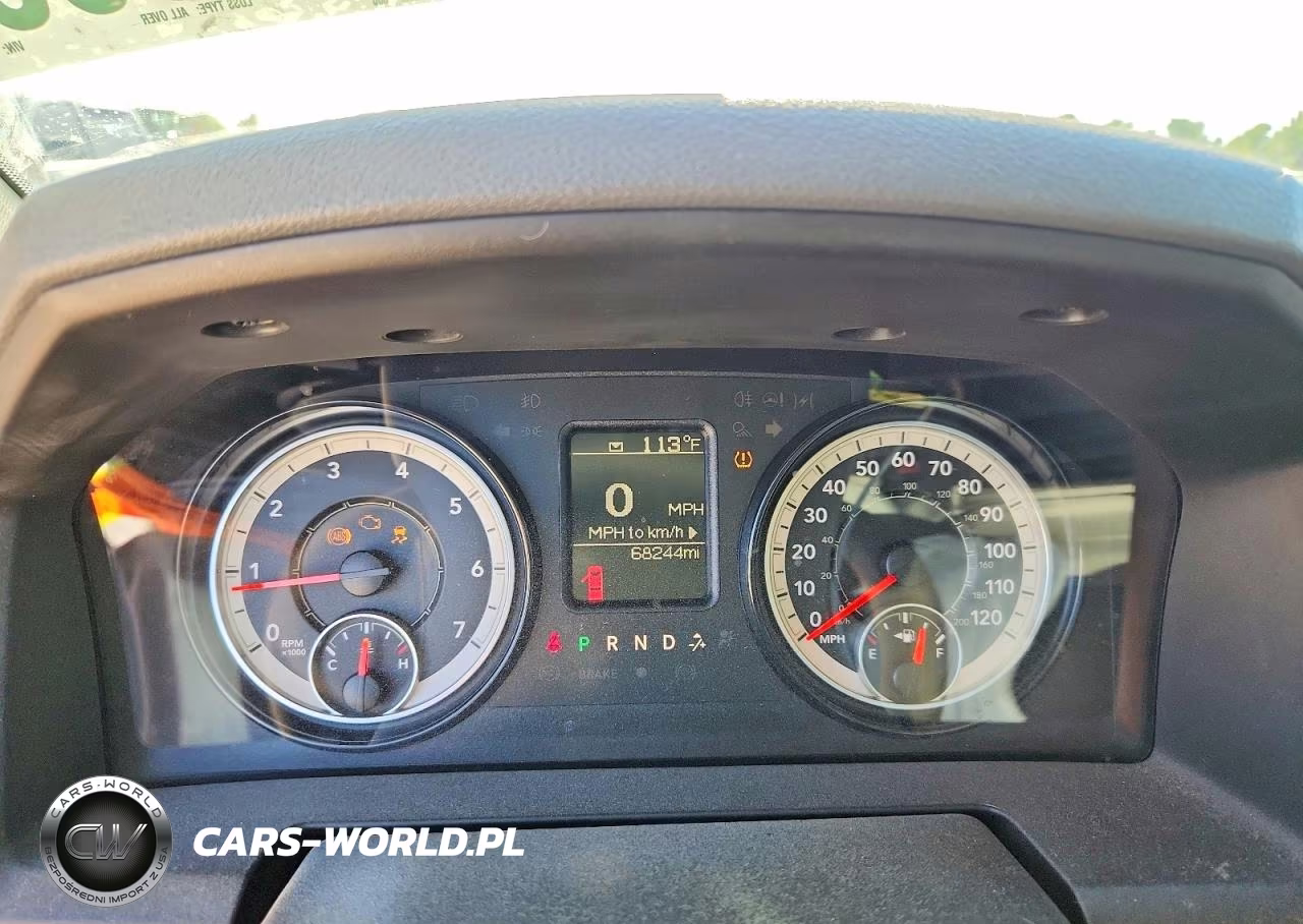 2019 Ram 1500 Classic Tradesman VIN:1C6RR6FG5KS613377 - 9