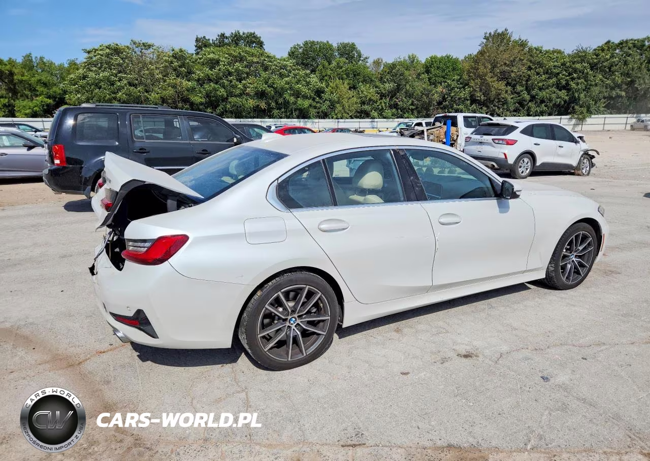 2019 BMW 330Xi VIN:WBA5R7C59KAJ80164 - 3
