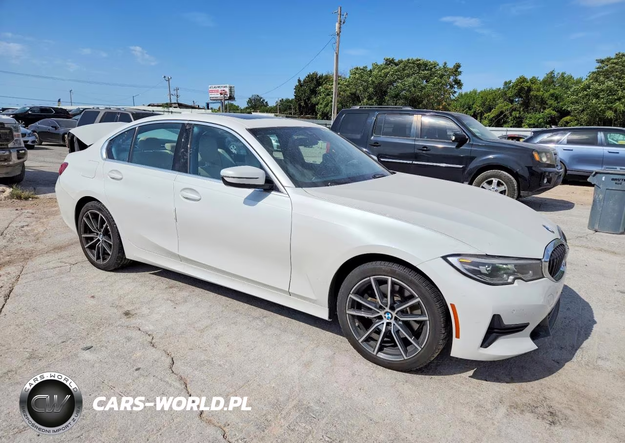 2019 BMW 330Xi VIN:WBA5R7C59KAJ80164 - 4