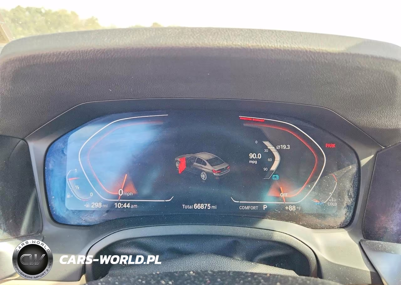 2019 BMW 330Xi VIN:WBA5R7C59KAJ80164 - 9
