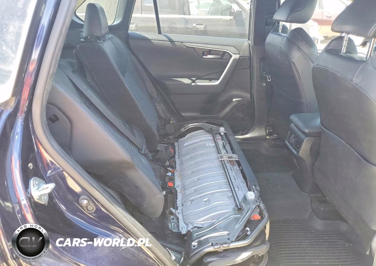2020 Toyota Rav4 Xse VIN:JTMEWRFV2LJ043359 - 11