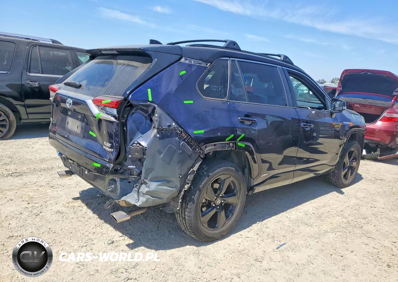 2020 Toyota Rav4 Xse VIN:JTMEWRFV2LJ043359 - 3