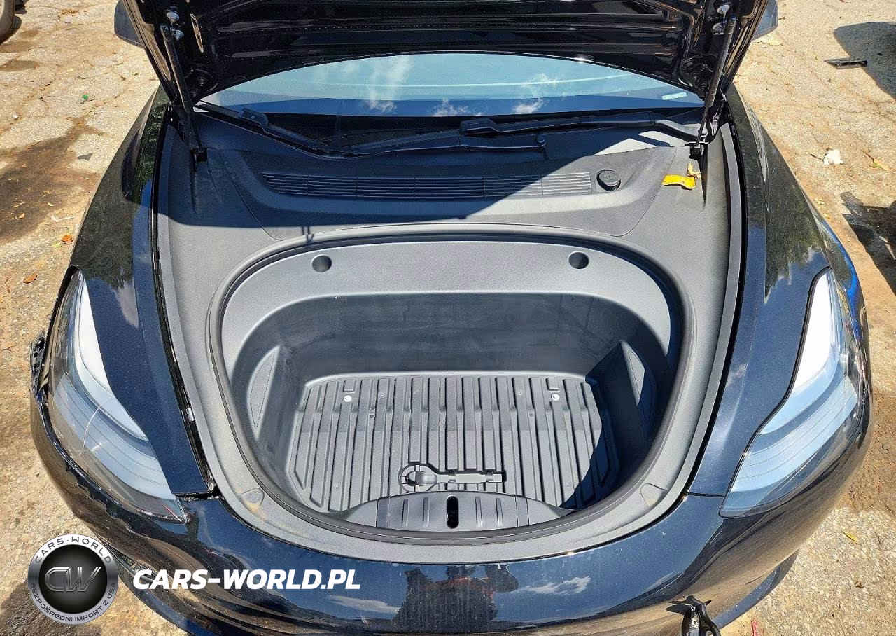 2018 Tesla Model 3 VIN:5YJ3E1EB2JF171074 - 11