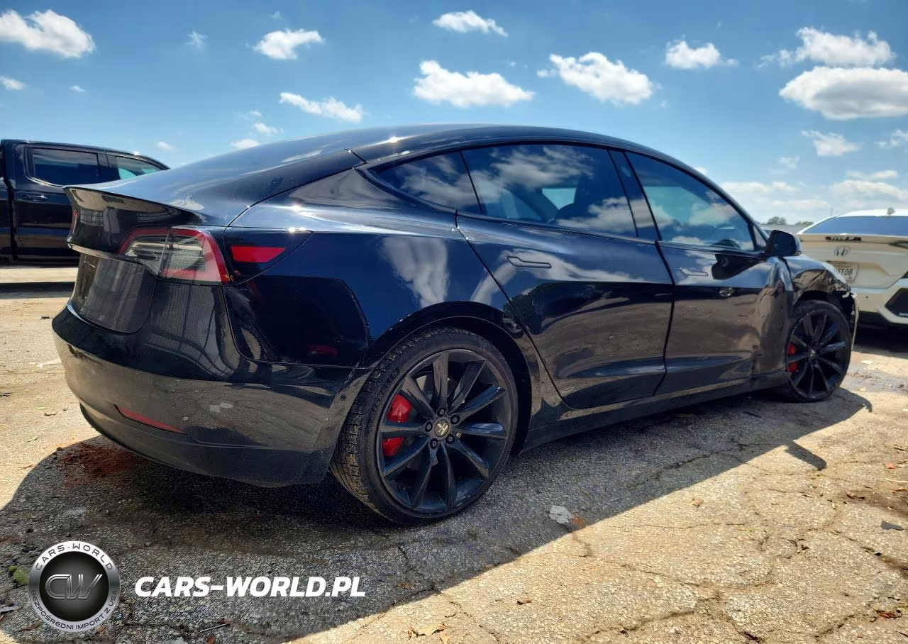 2018 Tesla Model 3 VIN:5YJ3E1EB2JF171074 - 3
