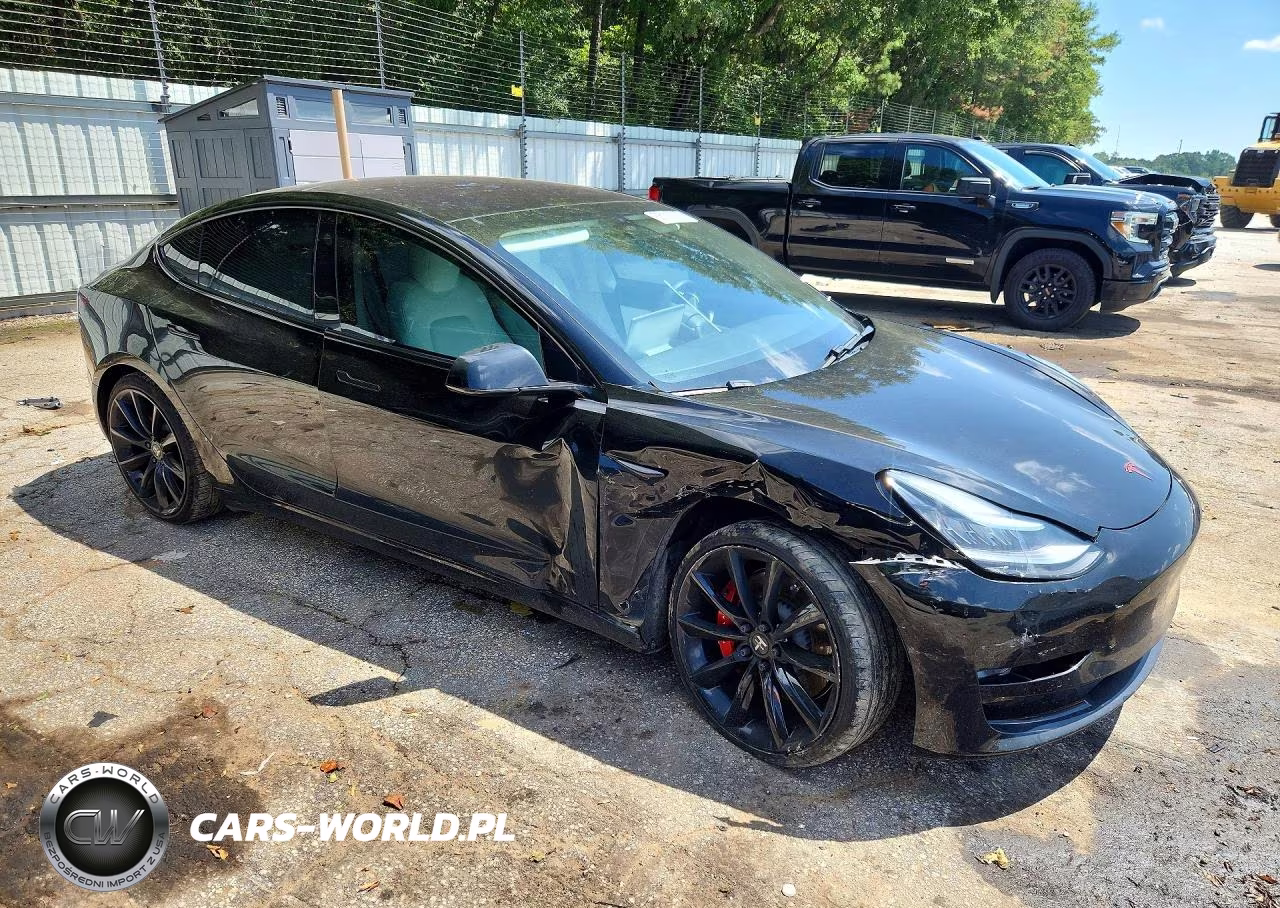 2018 Tesla Model 3 VIN:5YJ3E1EB2JF171074 - 4