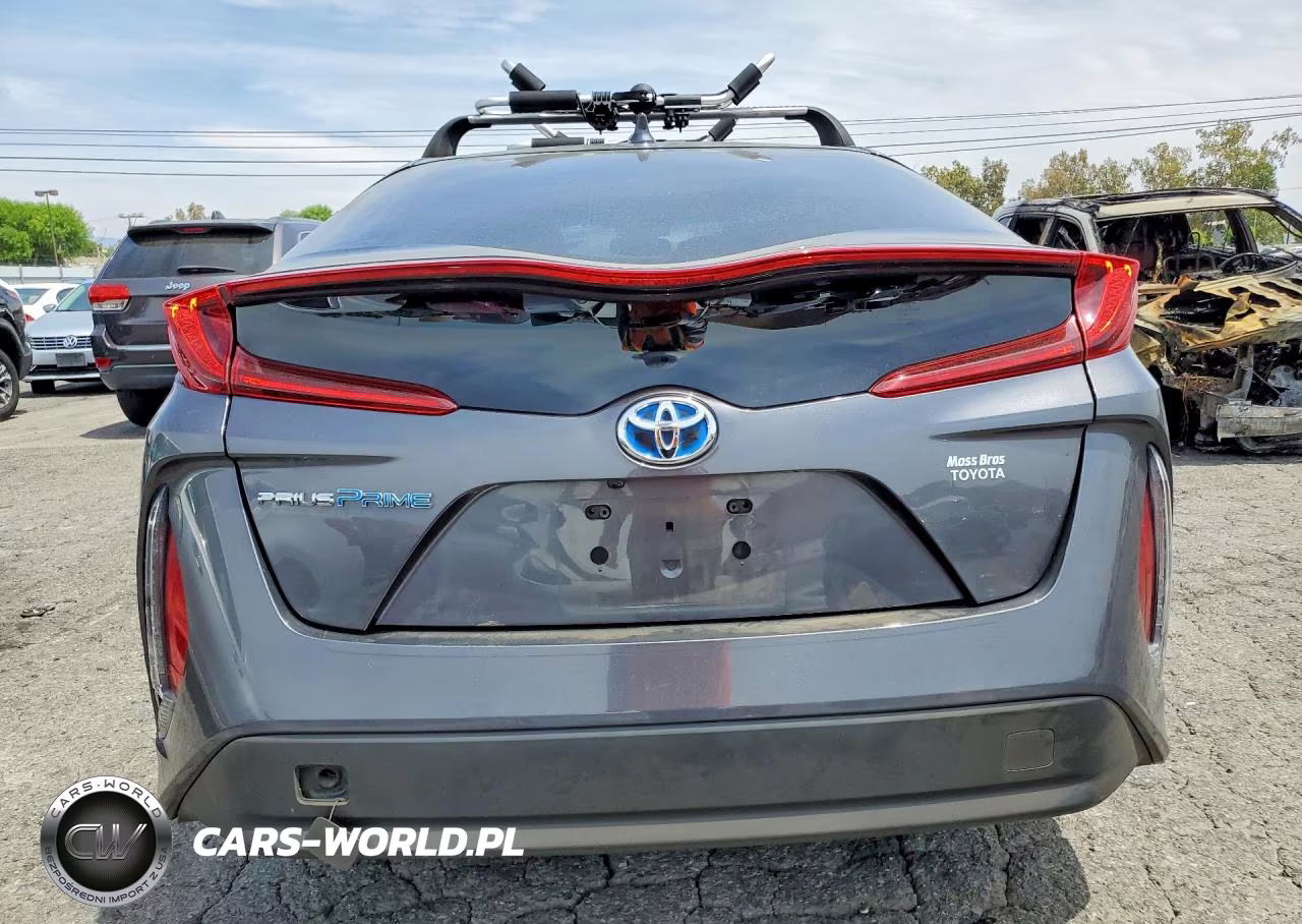2020 Toyota Prius Prime Le VIN:JTDKARFP8L3152500 - 6