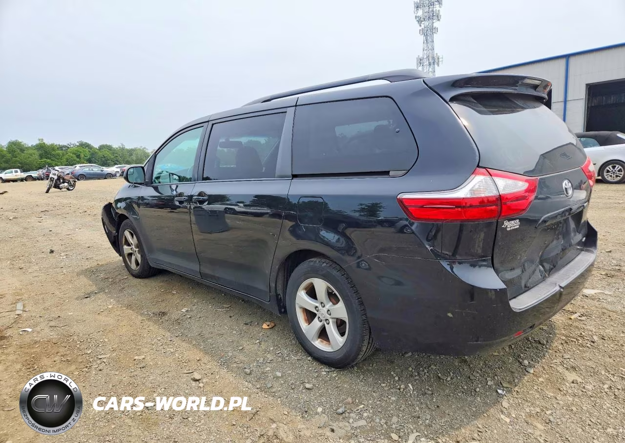 2016 Toyota Sienna Le VIN:5TDKK3DC4GS752624 - 2