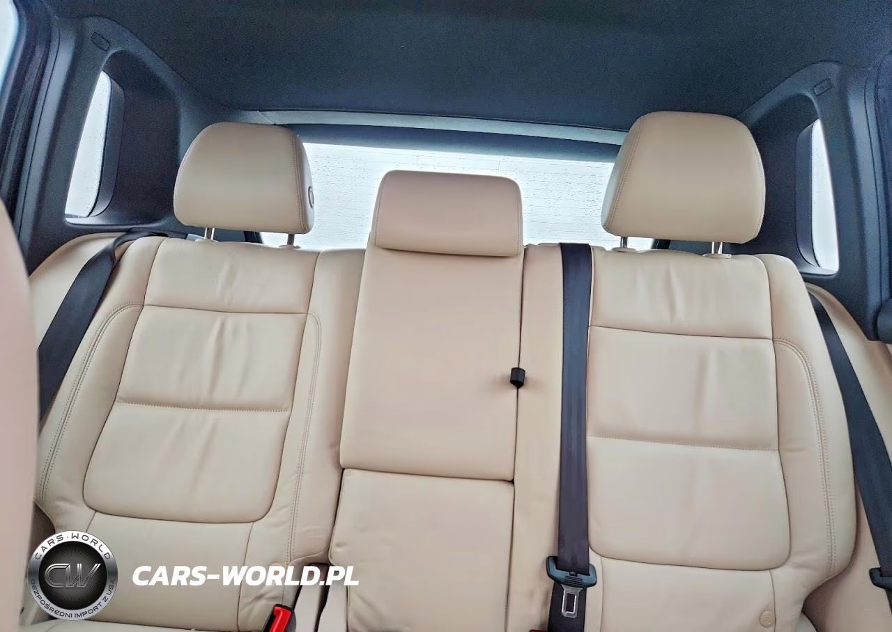 2014 Volkswagen Tiguan S VIN:WVGAV3AX1EW064549 - 10