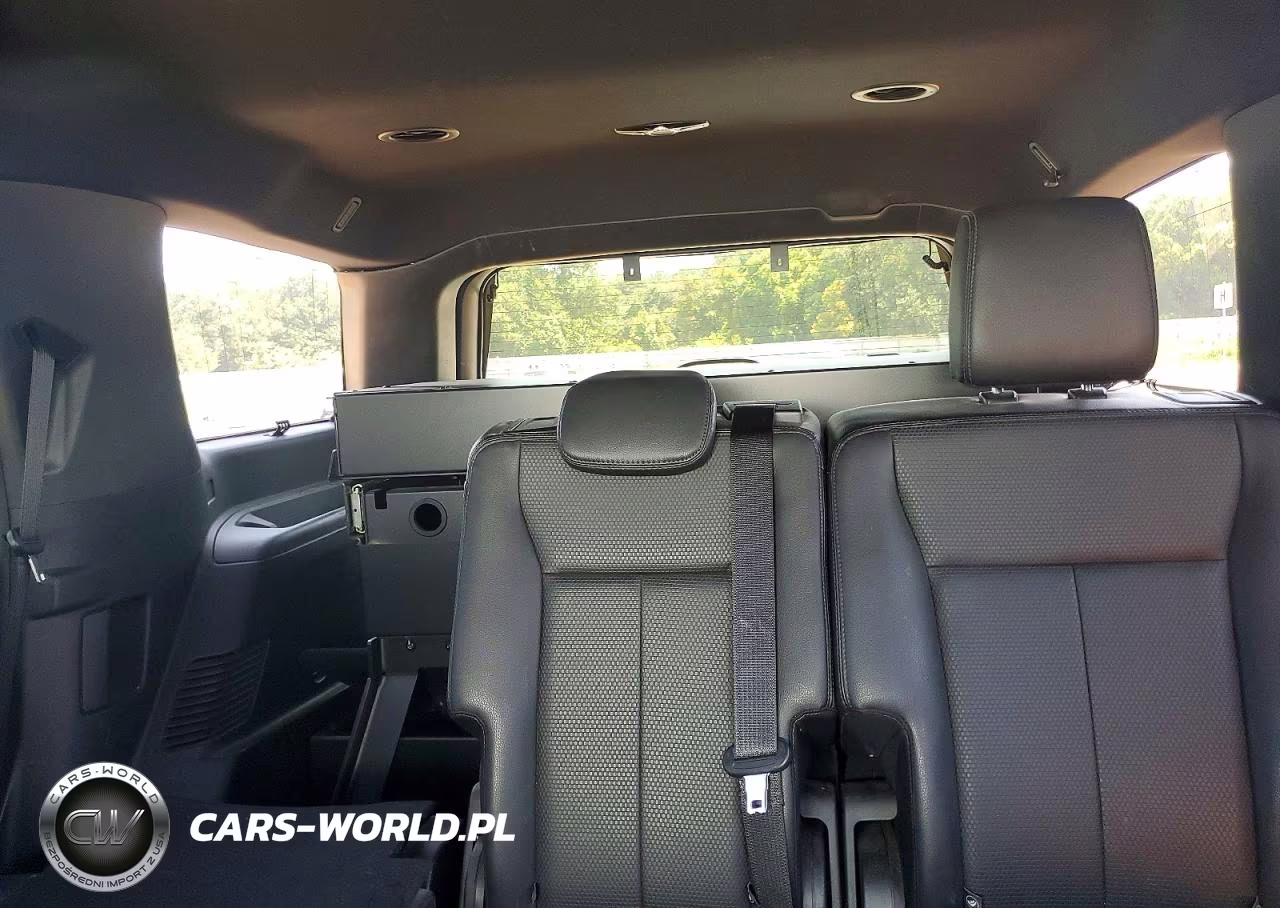 2019 Ford Expedition Xl VIN:1FMJU1GT0KEA06378 - 10