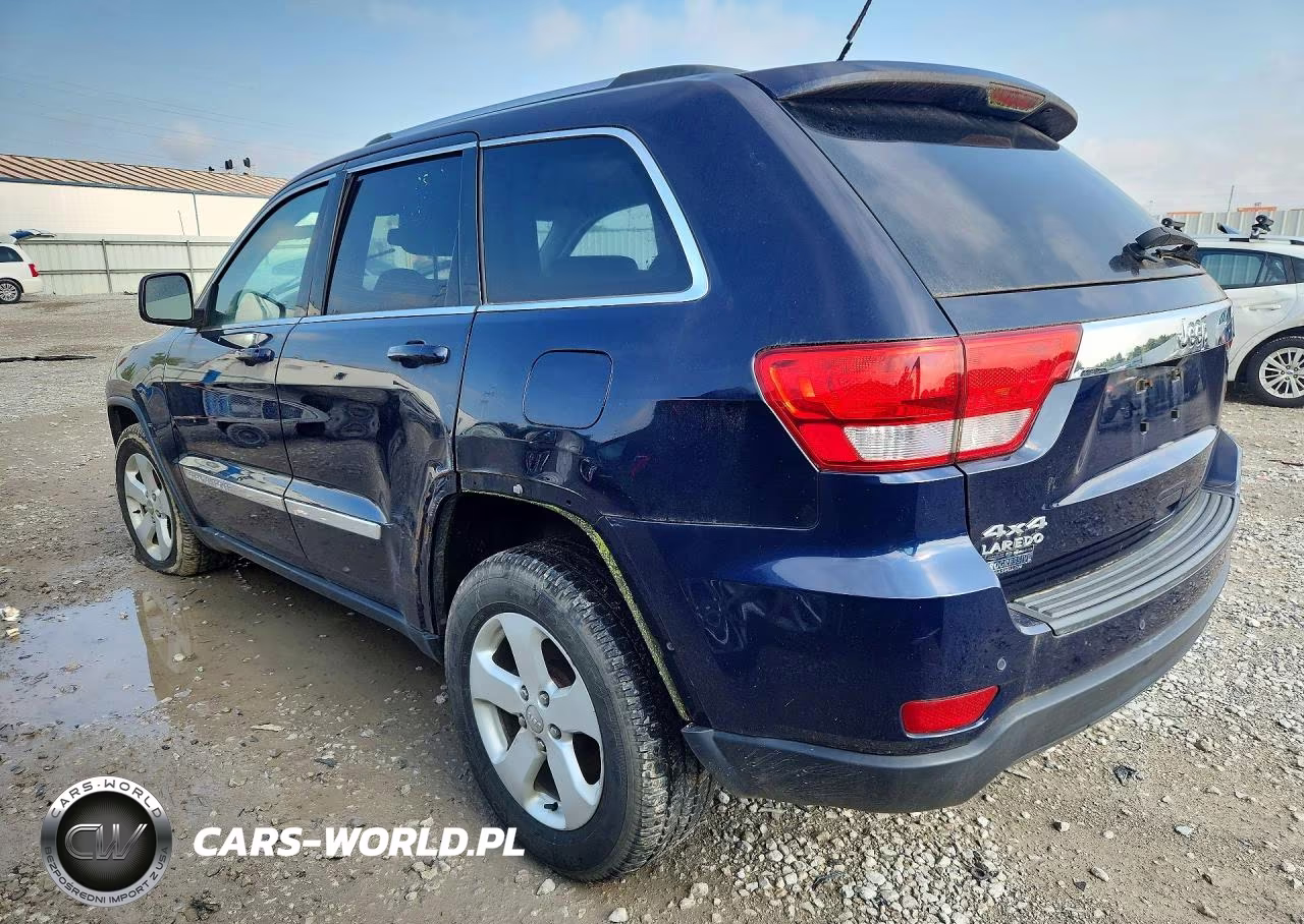 2013 Jeep Grand Cherokee Laredo VIN:1C4RJFAG2DC583209 - 2