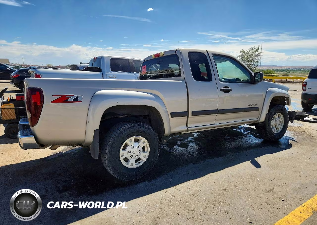 2004 Chevrolet Colorado VIN:1GCDS196648159055 - 3